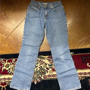 Medium Wash Relaxed Boot Cut Levi’s 550